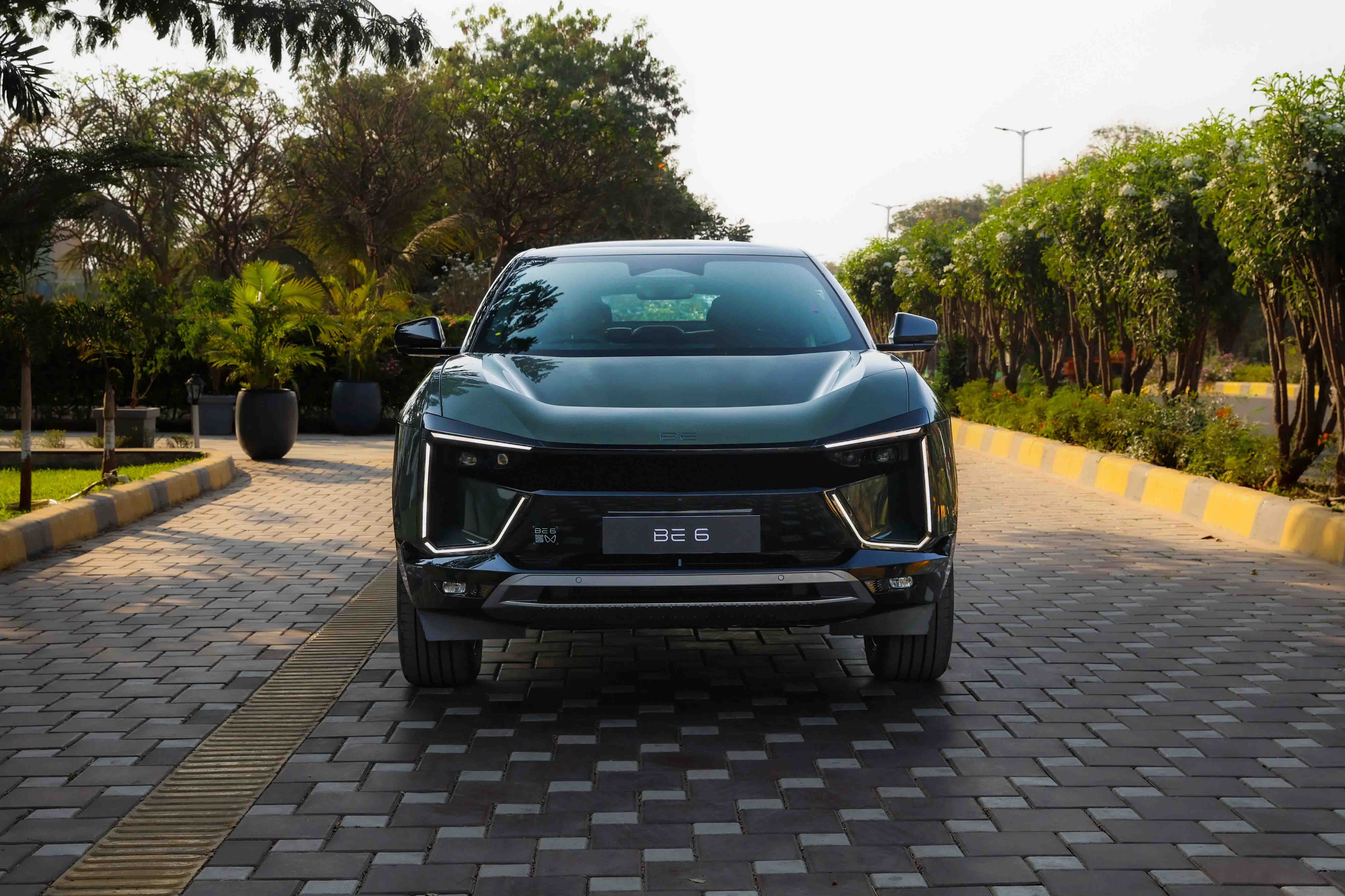 xuv3xo